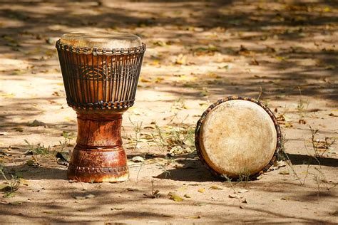 yembet|Category:Djembe .